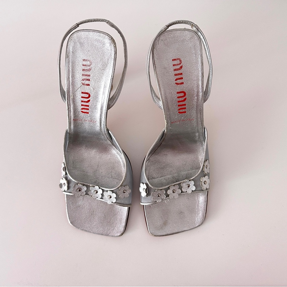 *Sold* Vintage Miu Miu Silver Heels With Flower Embellishments